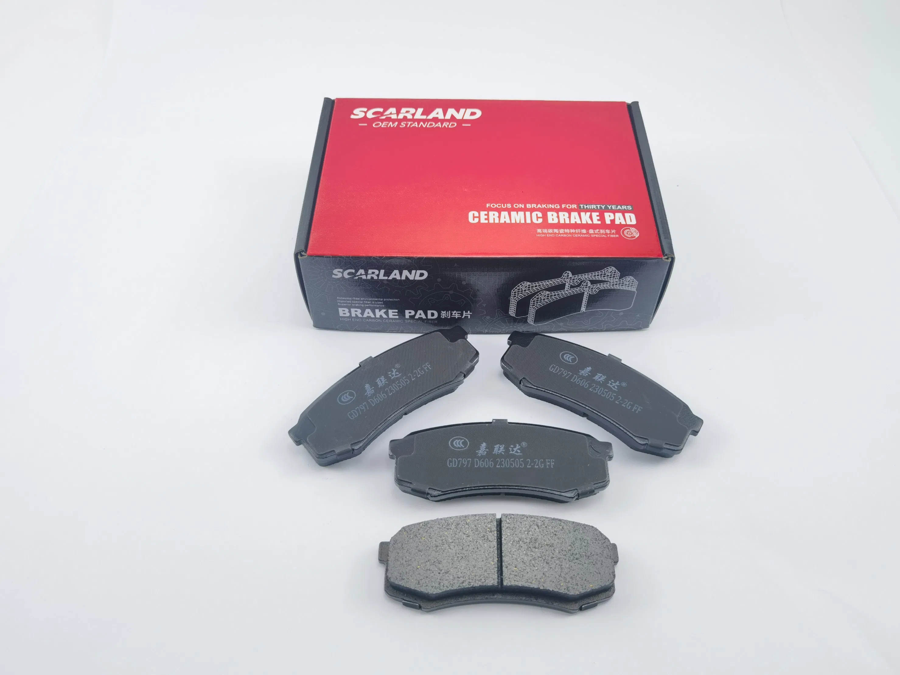 Venda Quente de Alta Qualidade Pastilhas de Freio de Cerâmica Semi-Metálicas para Toyota Land Cruiser Prado (D606/04465/04466) Peça de Reposição para Eixo Traseiro Fabricação
