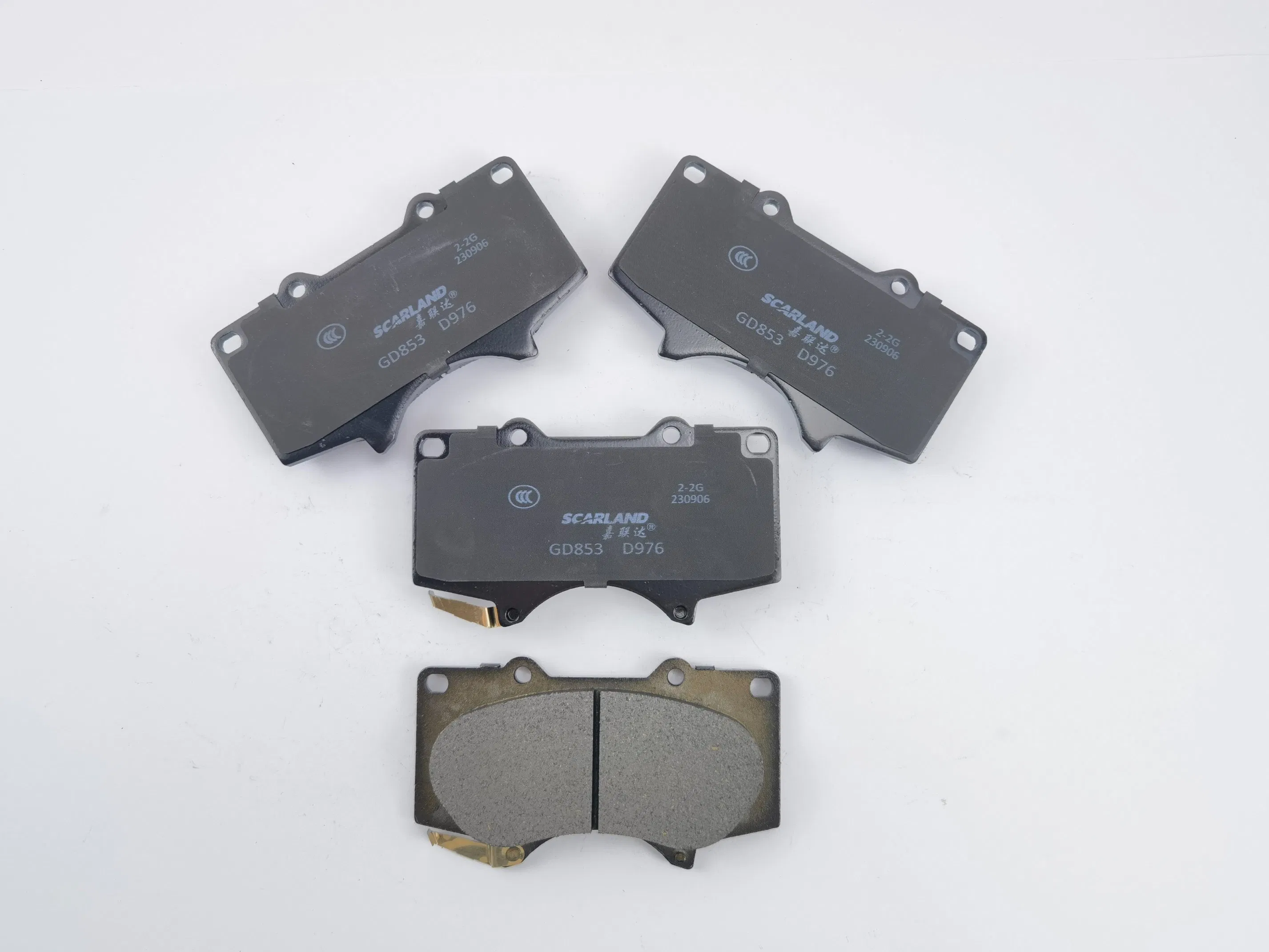 Pastilhas de Freio Dianteiras de Alta Qualidade em Cerâmica e Semi-Metalicas Peça de Reposição para Toyota Land Cruiser Prado (D976 /04465) Fábrica de Peças de Carro