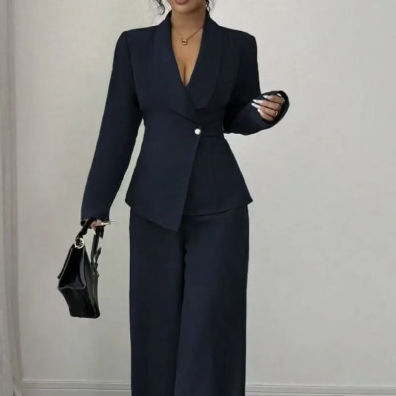 Blazer Feminino de Festa com Gola Xale e Acabamento em Cetim - Modelo