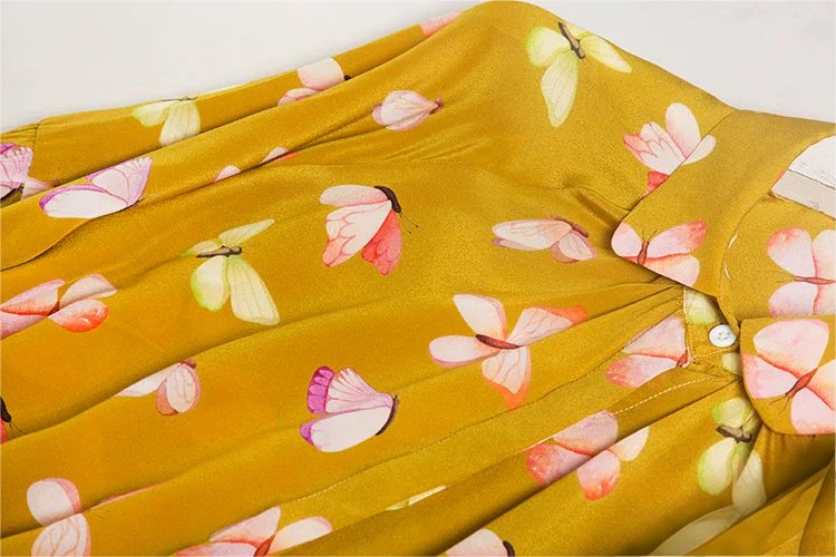 Blusa de Seda Elegante para Mulheres com Mangas de Micro Lanterna Impressas Únicas