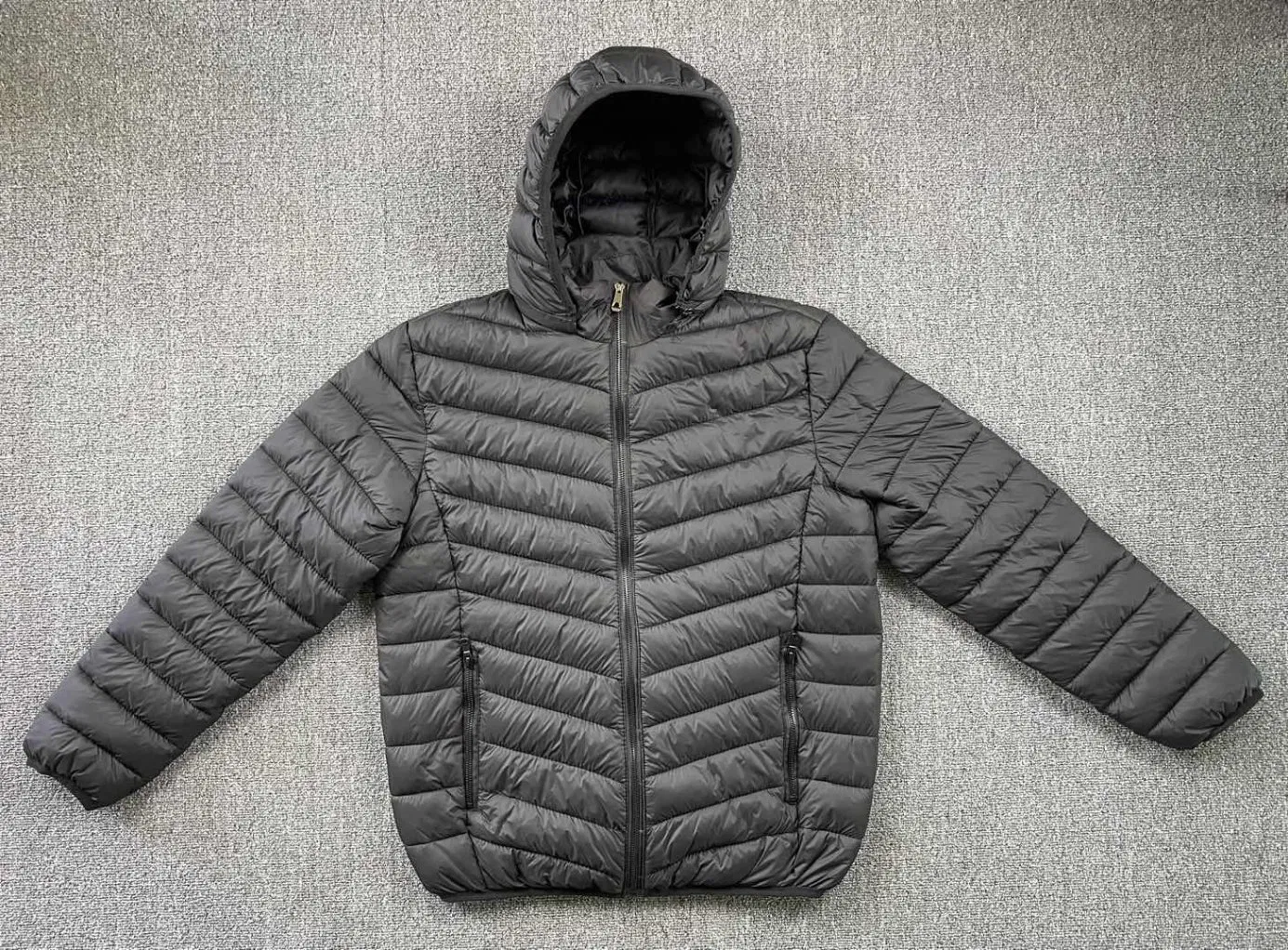 Venda de Estoque Pronto por Atacado OEM Jaqueta de Enchimento Puffy para Homens e Mulheres