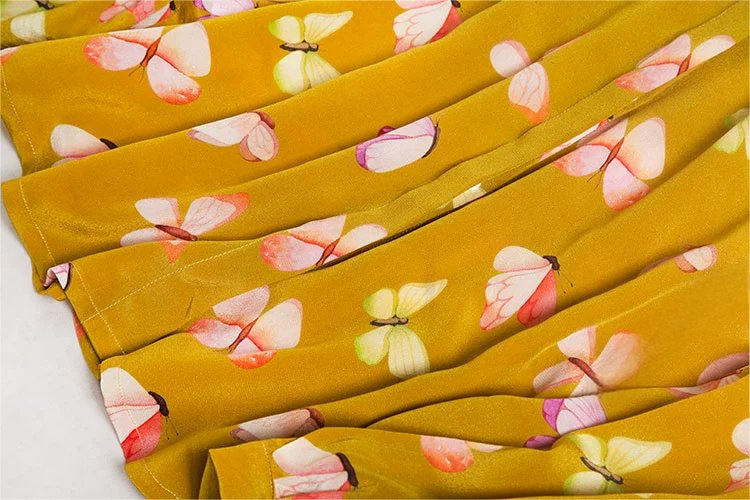 Blusa de Seda Elegante para Mulheres com Mangas de Micro Lanterna Impressas Únicas