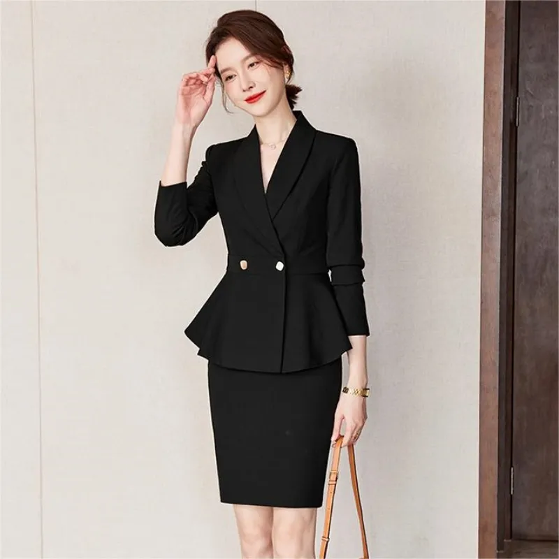 Blazer feminino detalhes costura