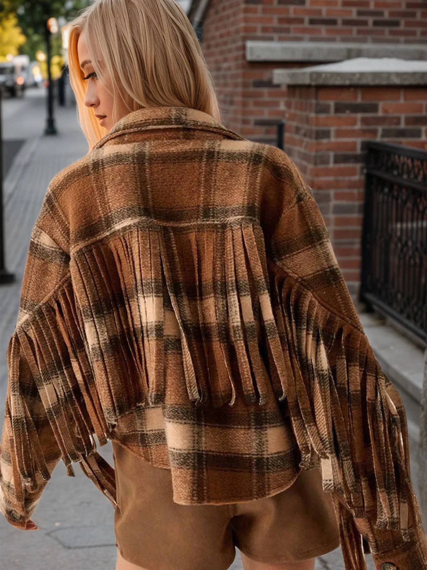 Jaqueta de flanela xadrez oversized feminina de manga longa, estilosa, com botões, respirável, com bolsos, tingida lisa, casual, outono