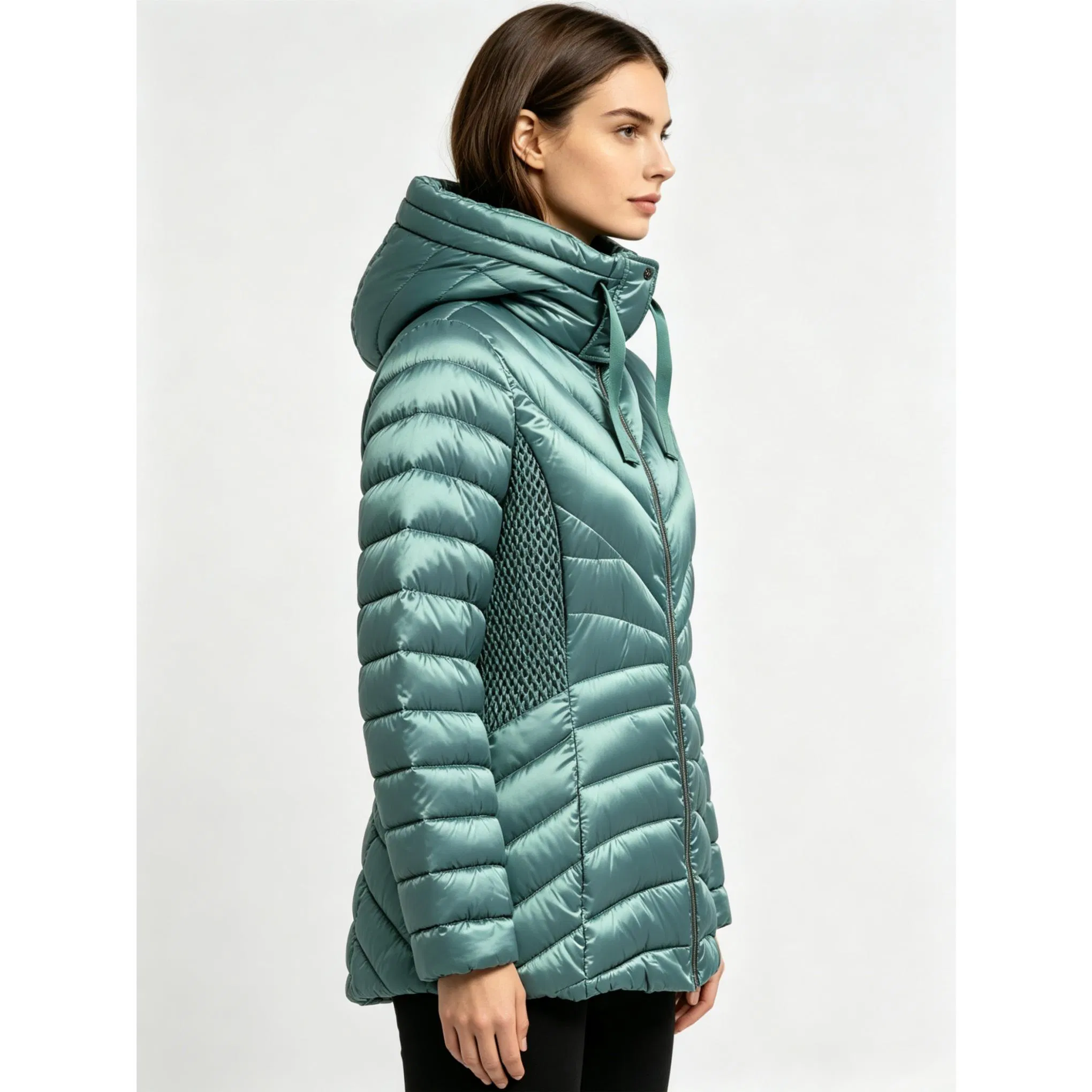 Fabricante Roupas Femininas de Inverno Atacado Jaqueta Curta Slim Fit com Capuz Oculto e Design de Cintura Lateral com Pregas Elásticas