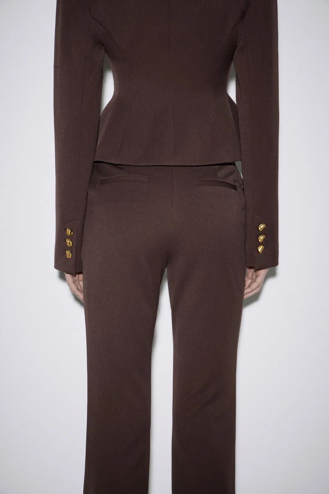 Conjunto de Blazer Feminino com Design de Fecho de Zíper Metálico e Calças Cropped Justas