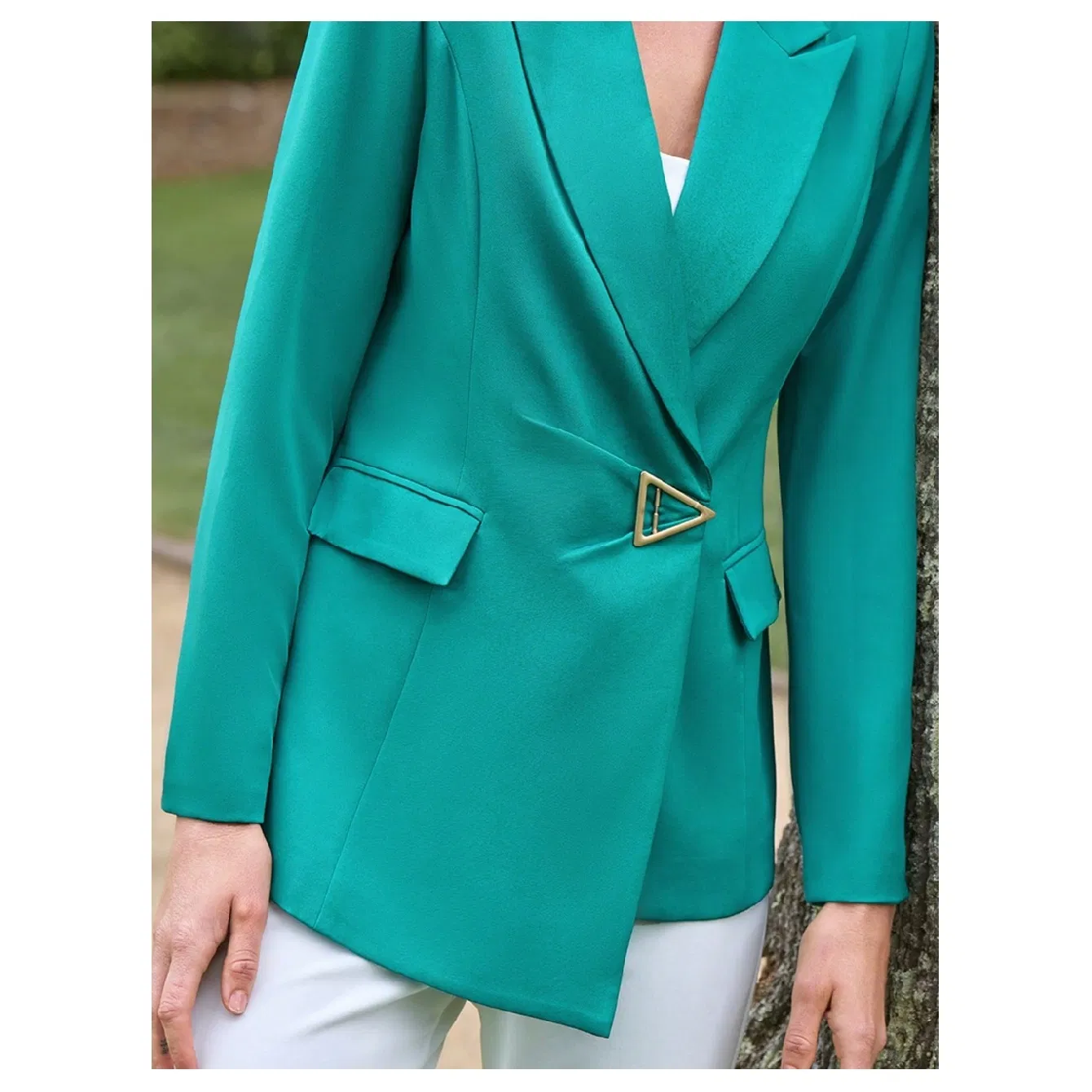 Blazer de Metal Irregular Verde Lago para Mulheres Estilosas