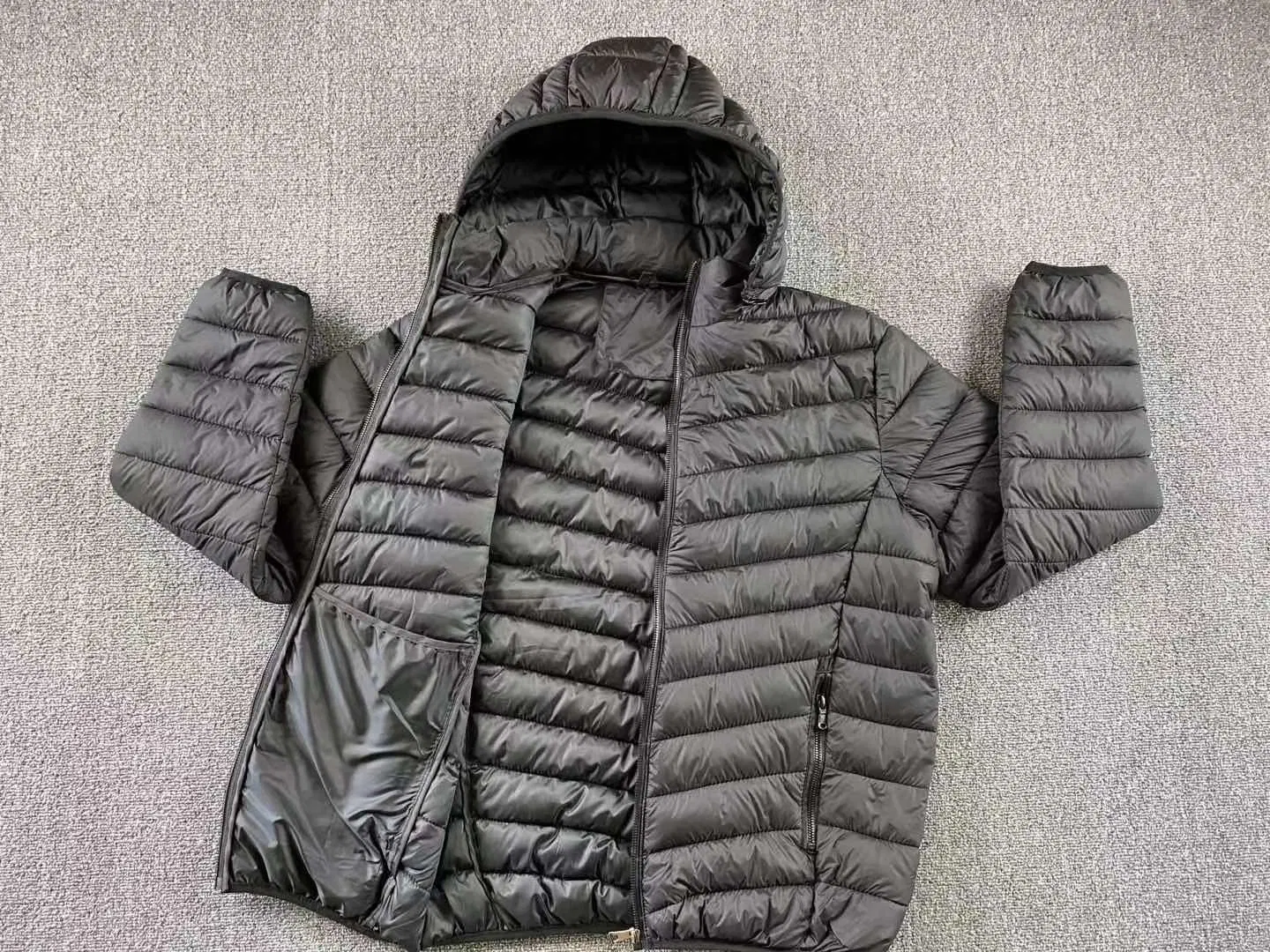 Venda de Estoque Pronto por Atacado OEM Jaqueta de Enchimento Puffy para Homens e Mulheres