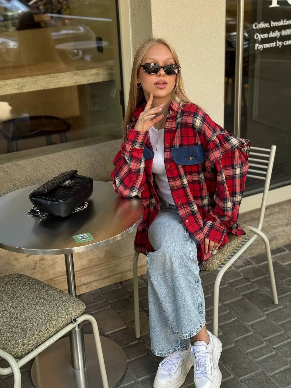Camisa de Flanela Xadrez Oversized Feminina de Manga Longa Casual com Botões Blusa Checada Vintage para Mulheres