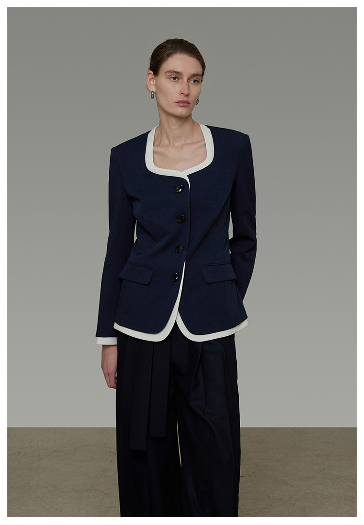 Conjunto Personalizado de Mulheres Blazer Emparelhado com Calças de Lazer Novo Atacado Design de Acabamento em Contraste Corte na Cintura Blazer para Moda Feminina
