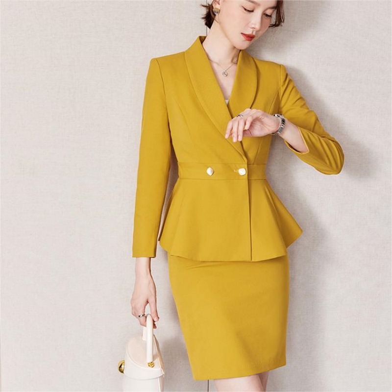 Blazer Feminino com Ombre Gradiente de Lantejoulas para Evento na Passarela