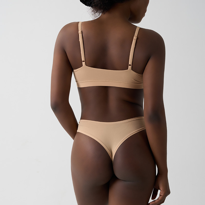 Conjunto de Lingerie Feminina com Sutiã Sem Fio de Alças Ajustáveis em V e Calcinha de Cintura Média, Fabricante Atacadista OEM