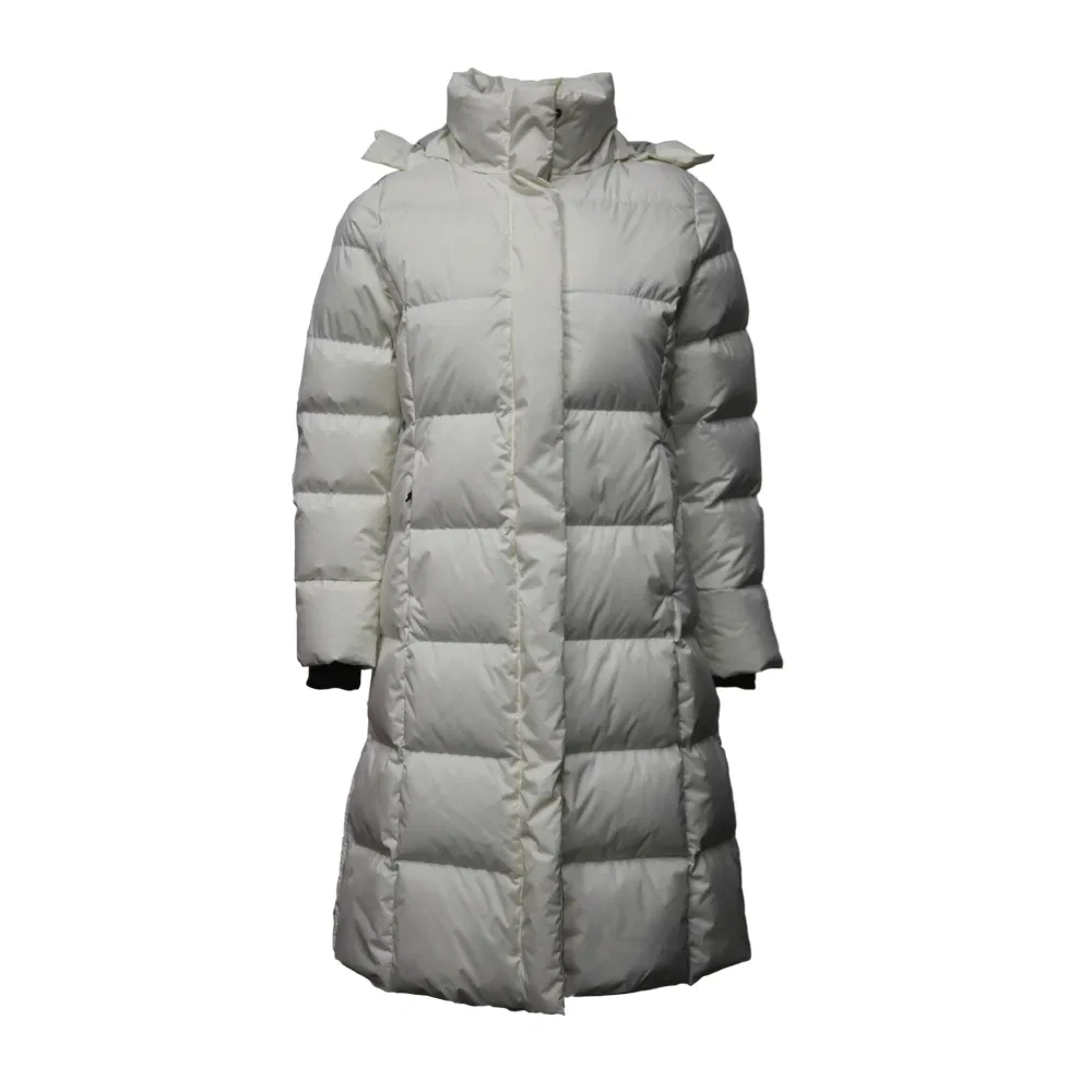 Casaco longo puffer feminino estiloso e ultra quente com capuz e enchimento de plumas para a fria temporada de inverno ao ar livre