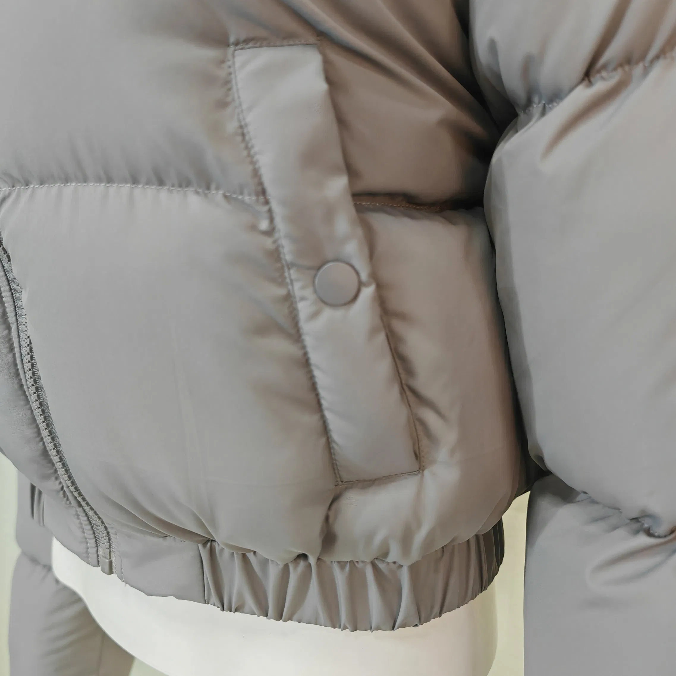 Casaco de inverno acolchoado feminino personalizado por atacado, quente, com logotipo, para atividades ao ar livre