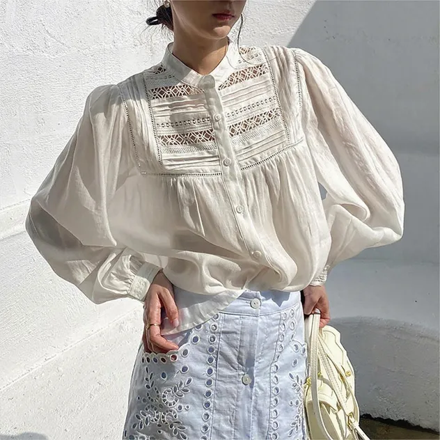 Camisa Vintage com Botões e Mangas Longas e Puff