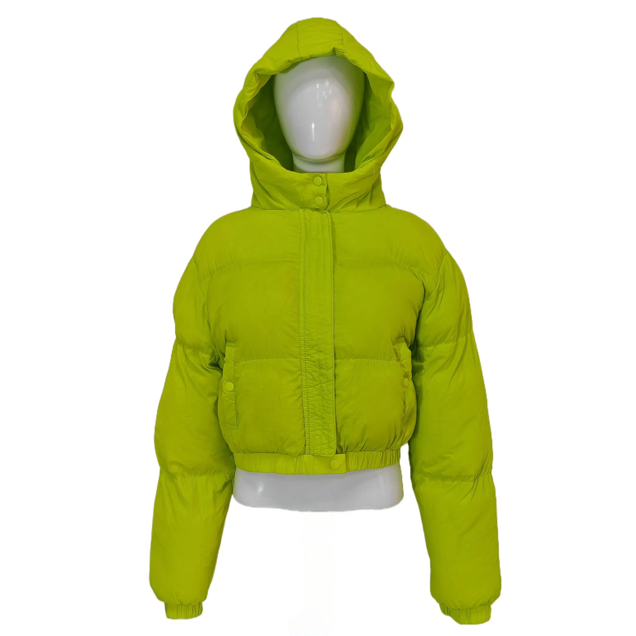 Casaco Puffer Curto Feminino em Quilted com Gola Alta, Fechamento em Zíper, Costura em Diamante, Manga Longa, Jaqueta de Inverno Quente