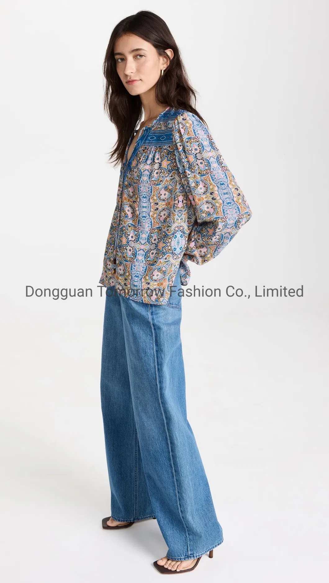 Blusas Elegantes de Verão para Mulheres com Manga 3/4 em Design Novo da Fábrica OEM da China à Venda por Atacado