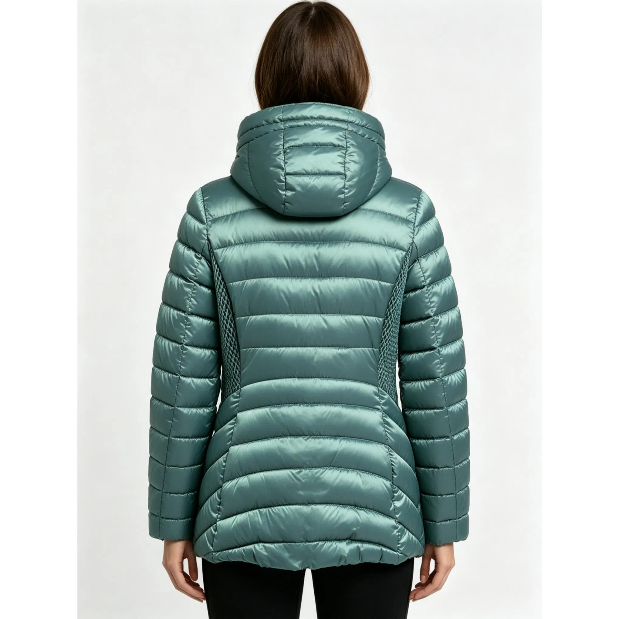 Fabricante Roupas Femininas de Inverno Atacado Jaqueta Curta Slim Fit com Capuz Oculto e Design de Cintura Lateral com Pregas Elásticas