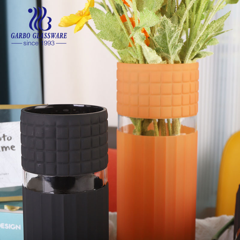 Decorative Cylinder Glass Vase with Custom Color Paintings