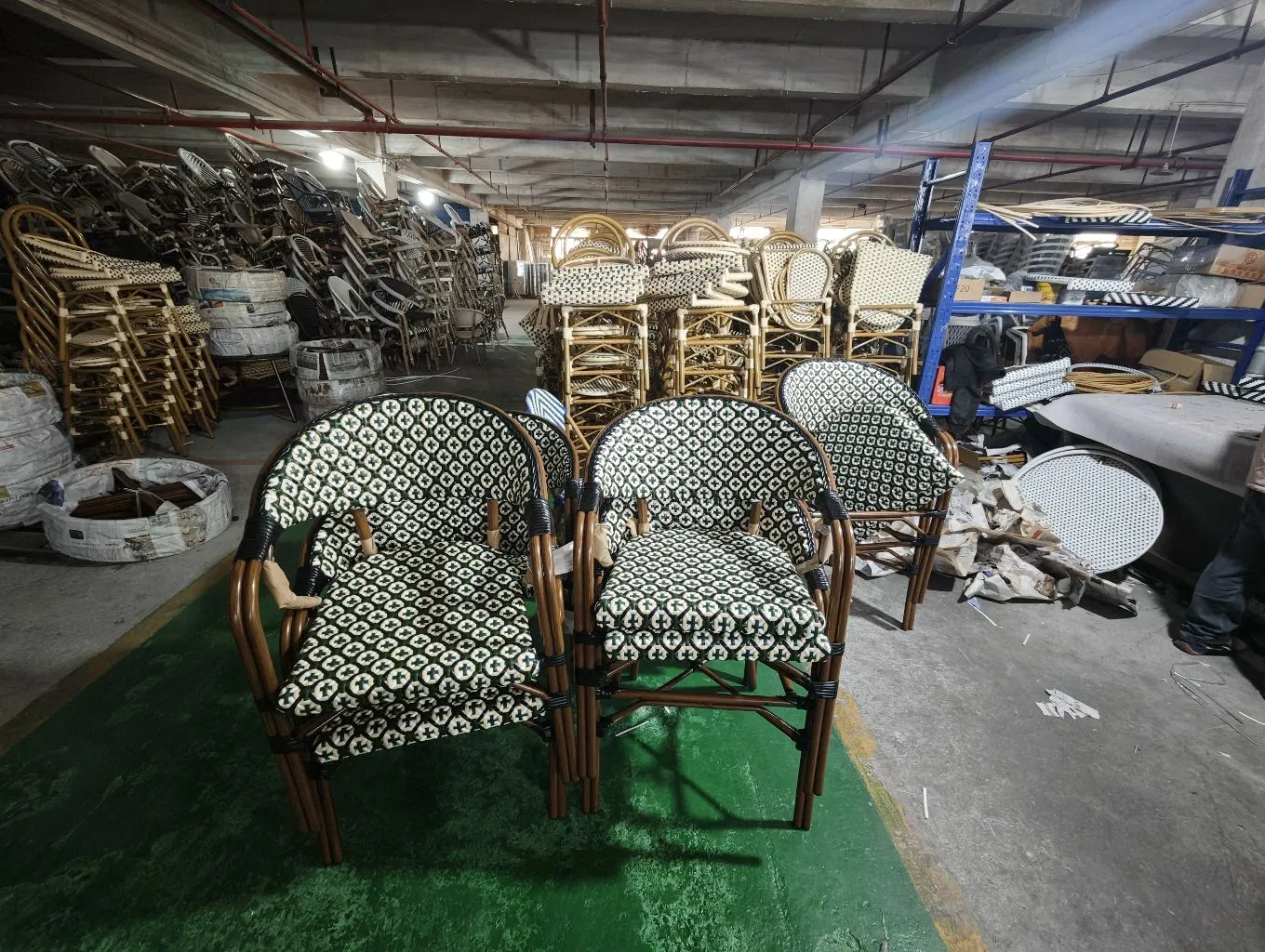 Outdoor Leisure Wholesale Patio Customized Resort Hotel Restaurant Balcony Metal Weaving PE Rattan