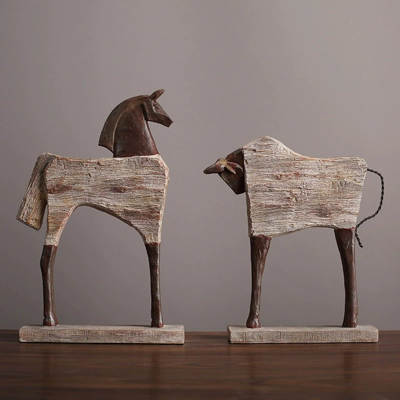 Retro Distressed Resin Horse &amp; Bull Figurine Set for Home Decor