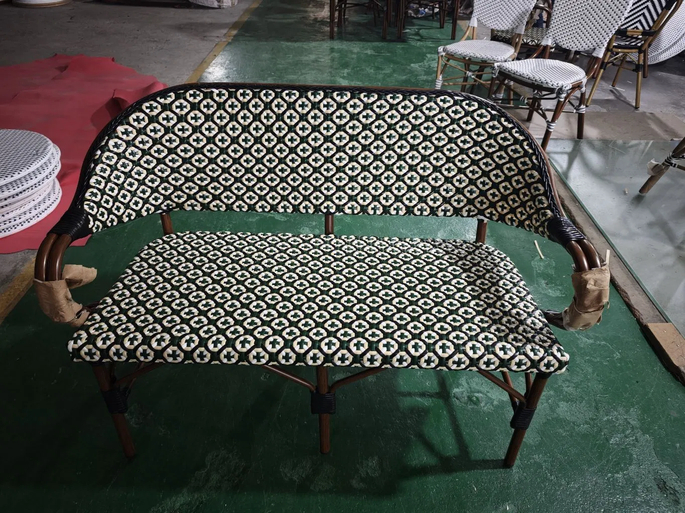 Outdoor Leisure Wholesale Patio Customized Resort Hotel Restaurant Balcony Metal Weaving PE Rattan