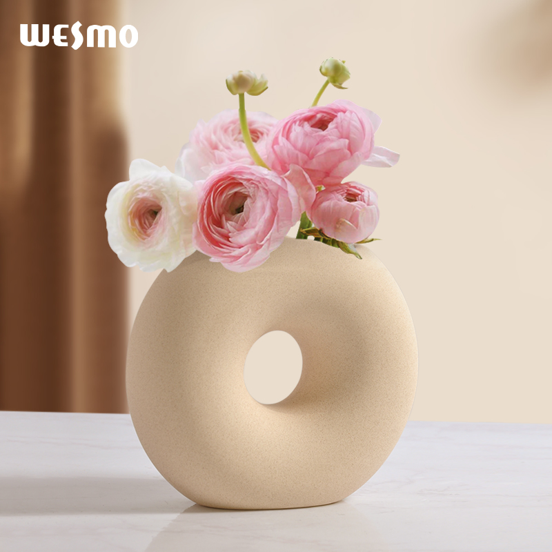 Porcelain Ceramic Decorative Donut Dried Flower Vase for Home Decor