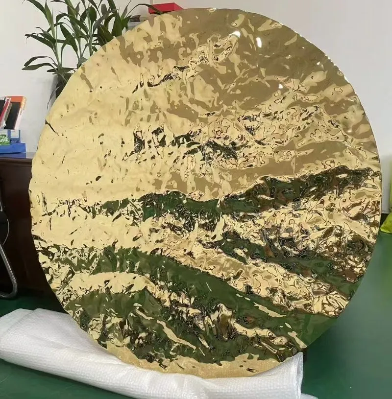 Abstract Metal Decor