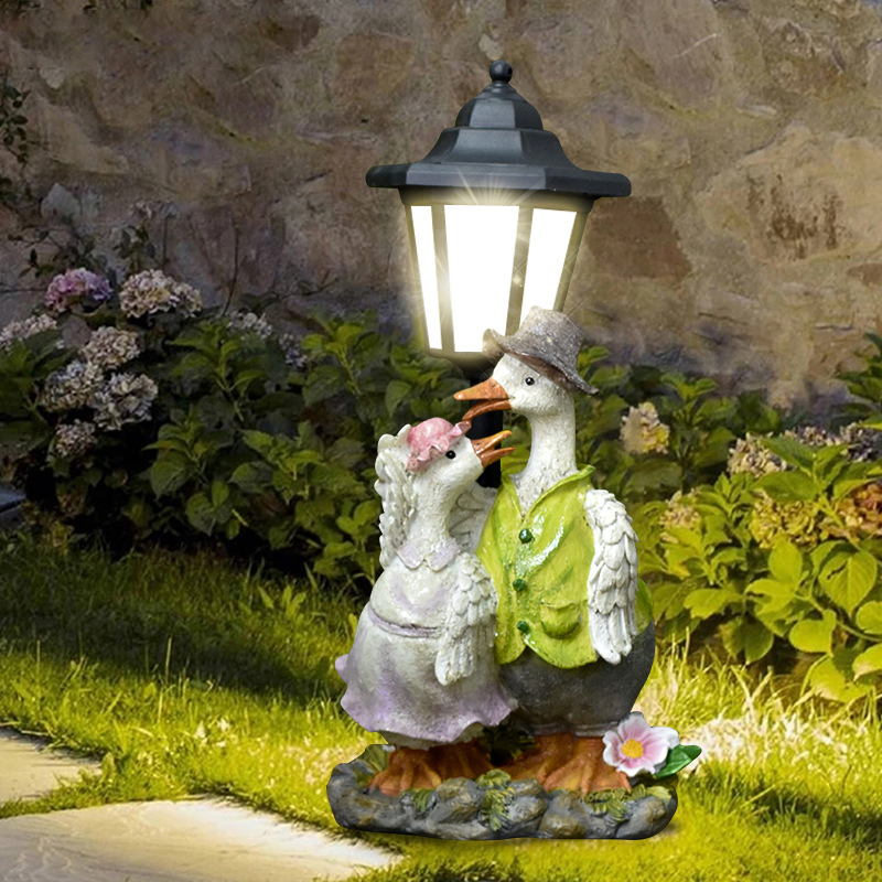 Resin Courtyard Solar Outdoor Lamp Statue Ornament