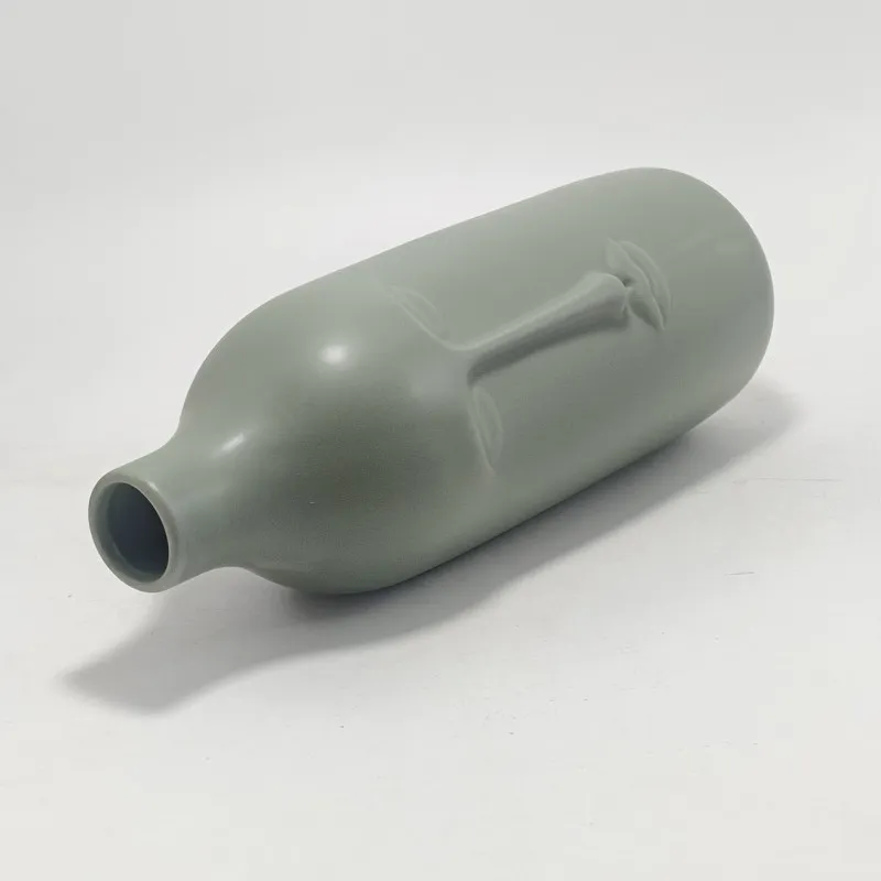 Ceramic Vase Photo 3