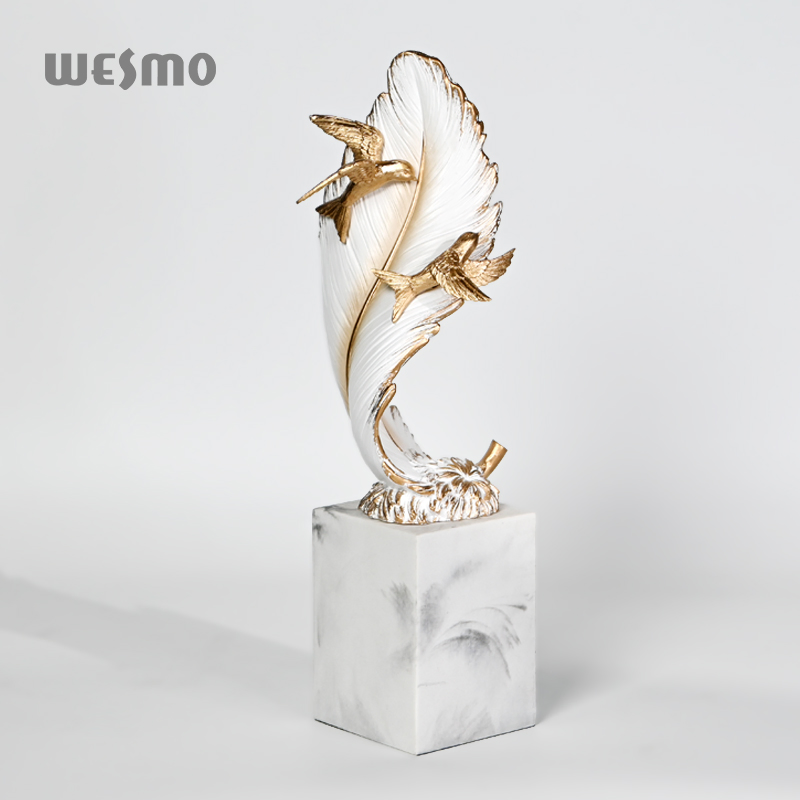 Abstract Home Ornament Tabletop Decorative for Home Decor Luxury Resin Craft