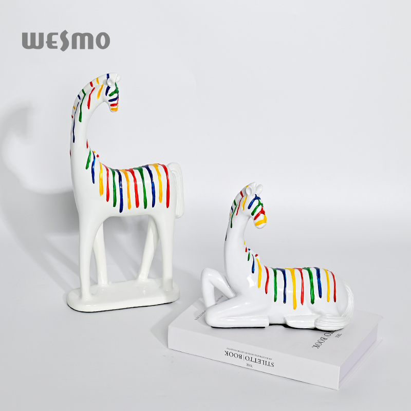 Modern Colorful Animal Desk Decoration Art Graffiti Tabletop Decor Resin Crafts Ornament