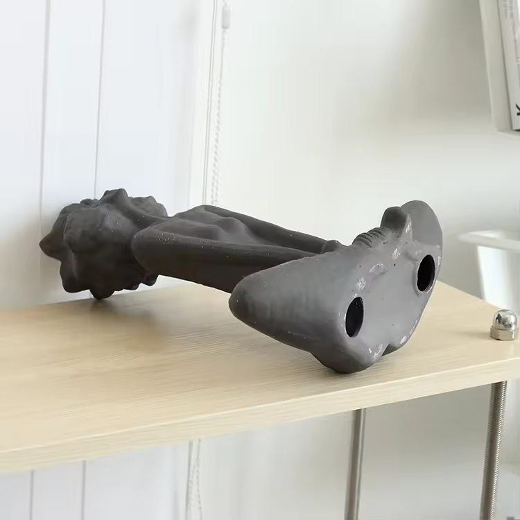 Elegant European Female Abstract Ceramic Sculpture for Modern Home Decor