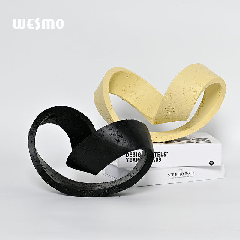 Creative Irregular Geometric Tabletop Ornament Pieces Design Resin Black Curly Shapes for Modern Minimalist Home Decor