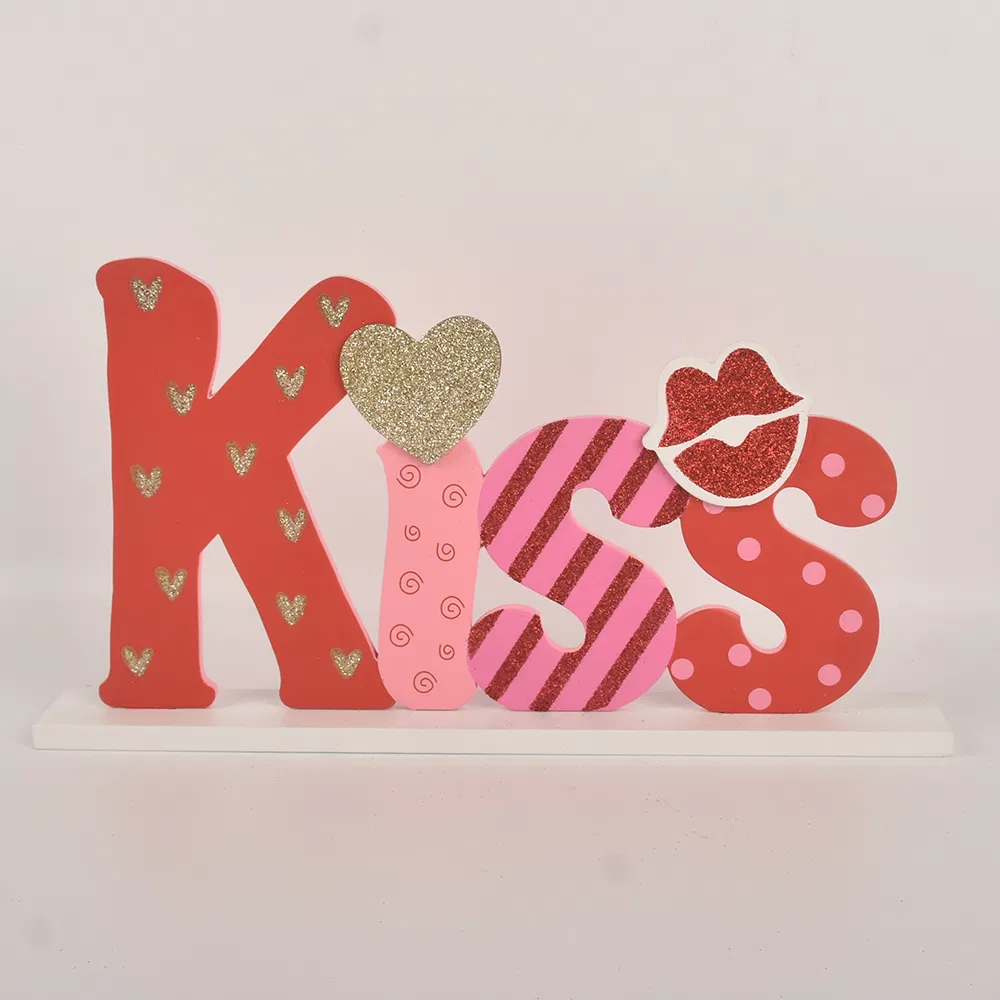 Wooden Tabletop Ornaments with Kiss Letters for Valentine's Day Home Decorative