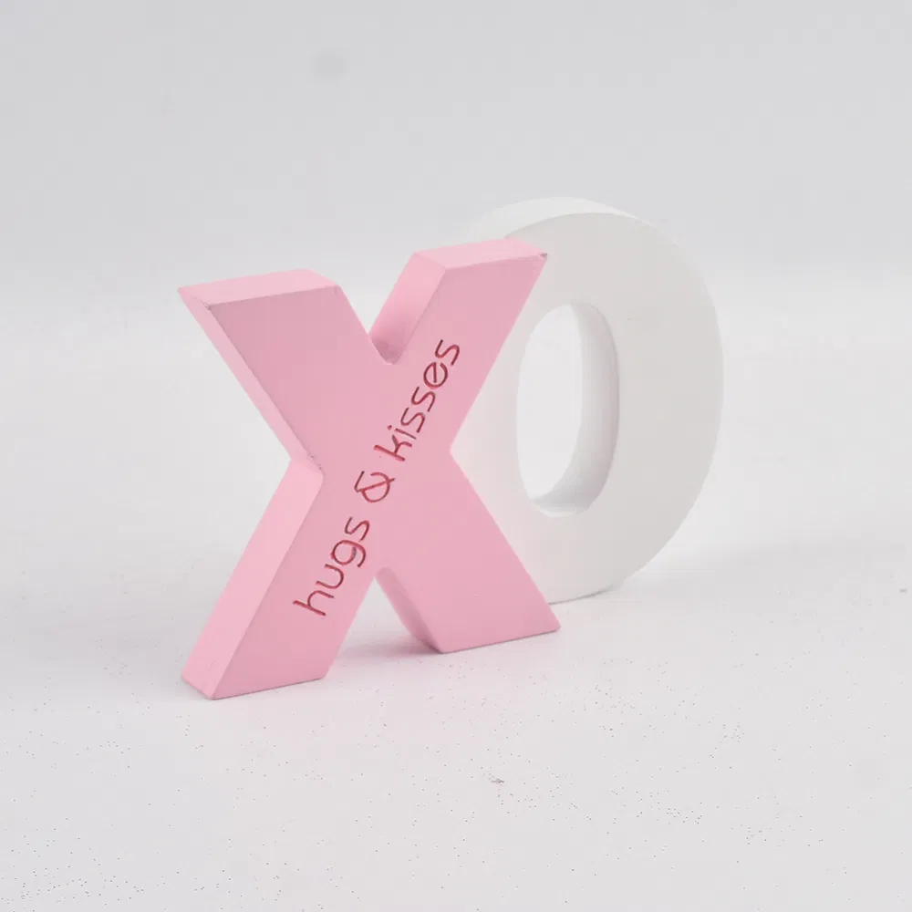 Wooden Home Decorative Tabletop Ornaments with Xo Letters for Valentine's Day