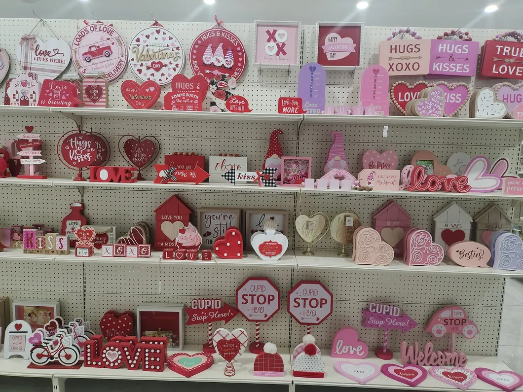 Wooden Home Decorative Love Letters