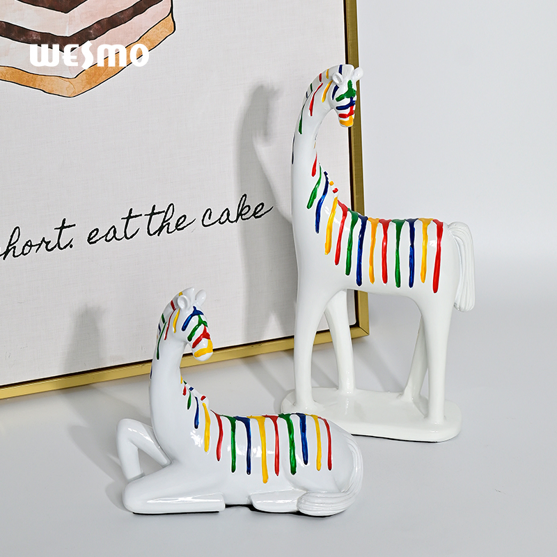 Modern Colorful Animal Desk Decoration Art Graffiti Tabletop Decor Resin Crafts Ornament