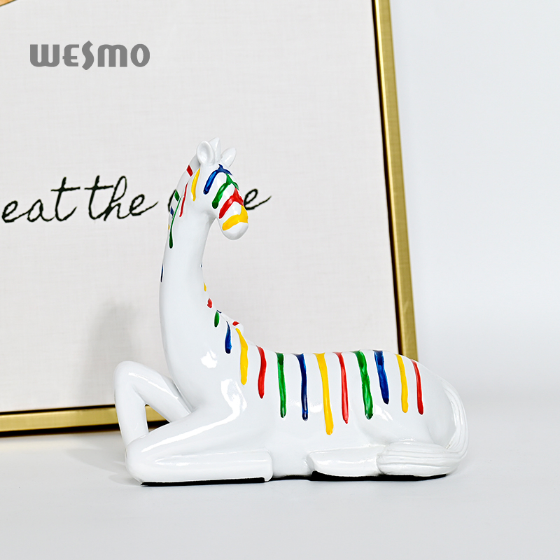 Modern Colorful Animal Desk Decoration Art Graffiti Tabletop Decor Resin Crafts Ornament