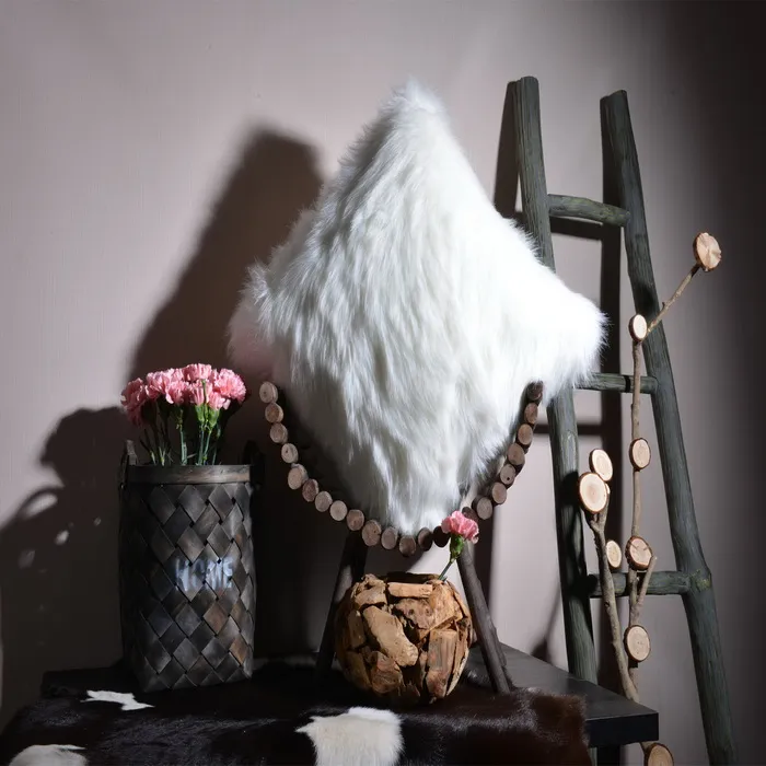 Throw Pillow Detail 4