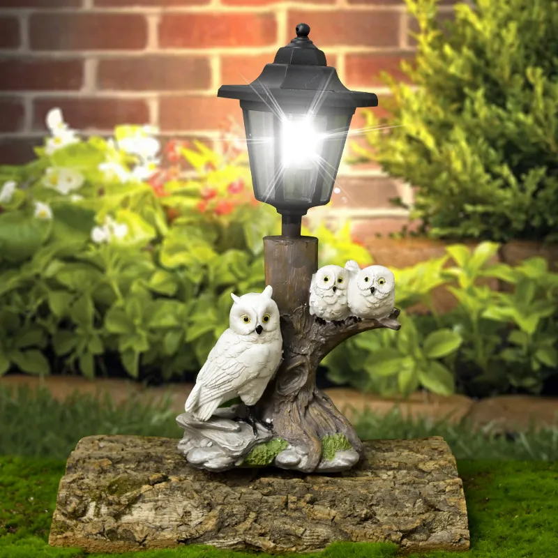 Resin Courtyard Solar Outdoor Lamp Statue Ornament