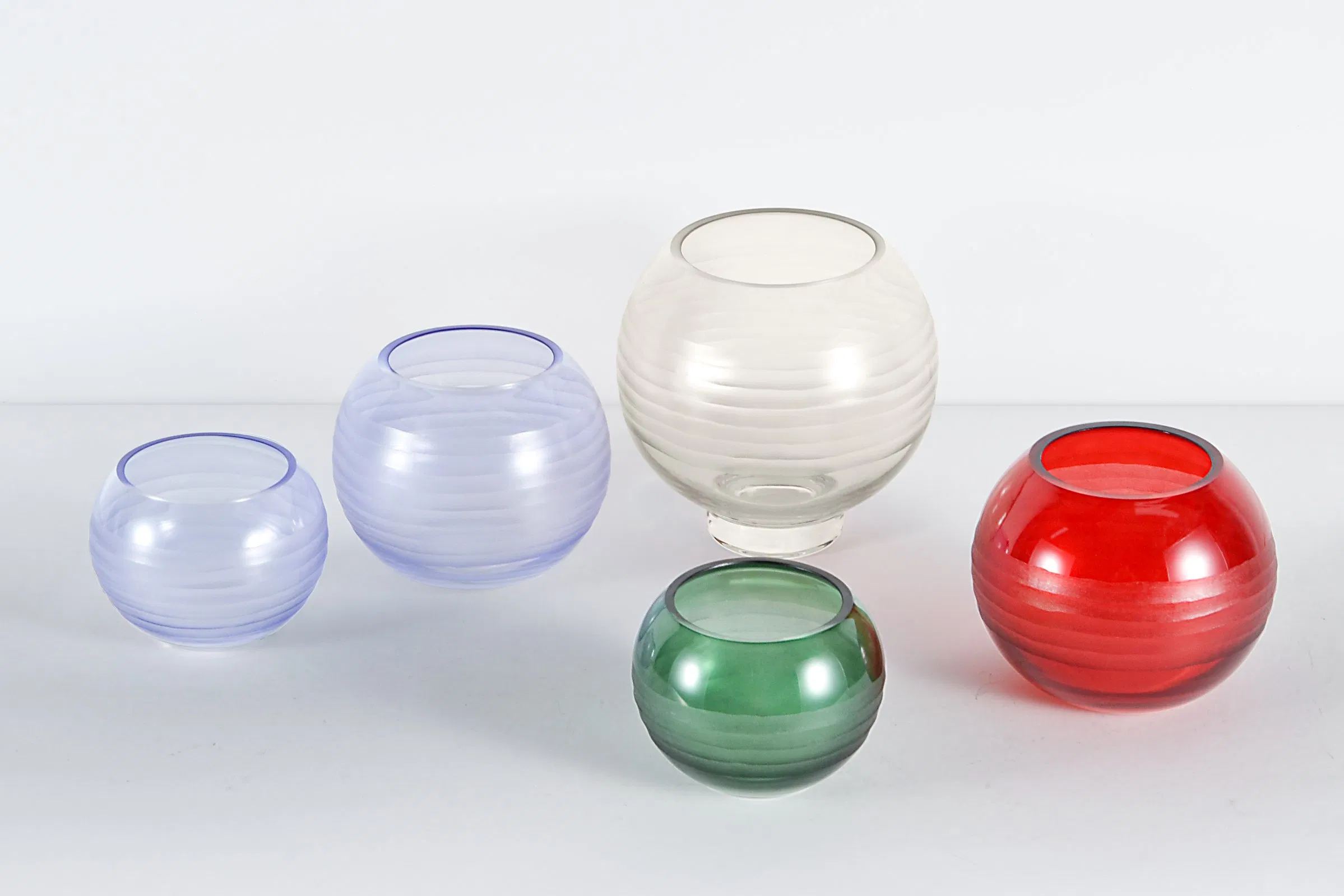 Wholesale Classic European Customized Decorative Colored Clear Glass Flower Vase