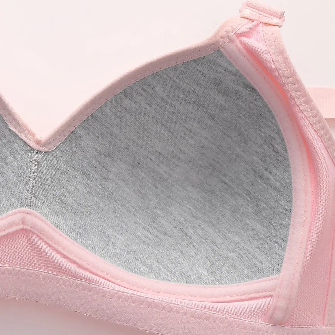 Ladies' Stylish Trendy Seasonal Fashion Shopping Bra