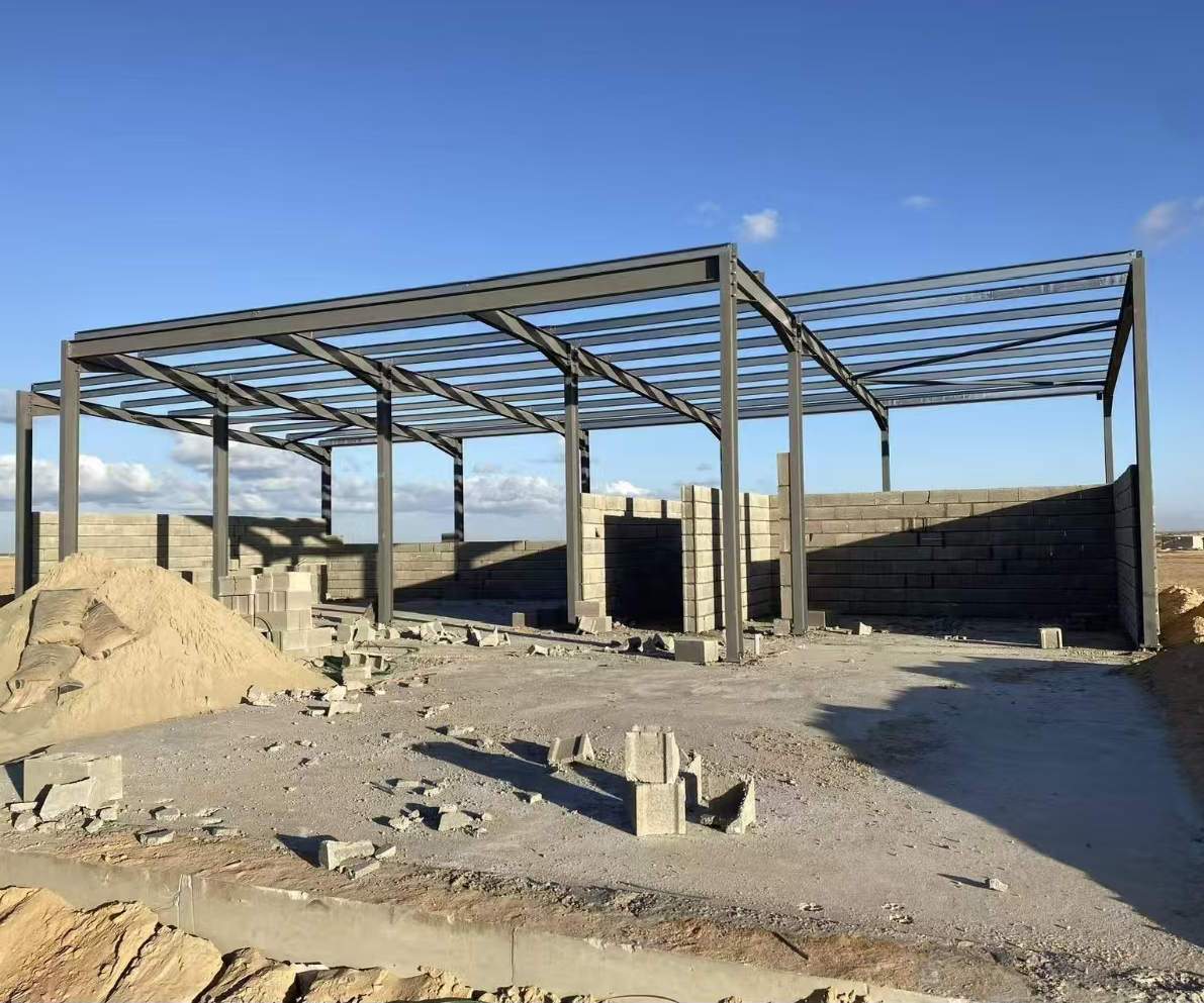 Prefabricated Light Steel Structure Warehouse Building Kits ASTM Q235B Steel Frame for Garage and Workshop Construction