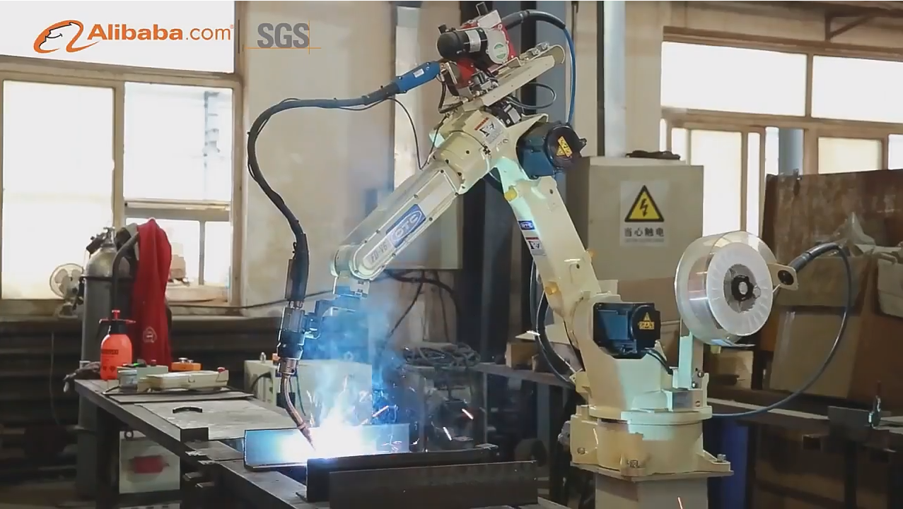 Robot automatic welding