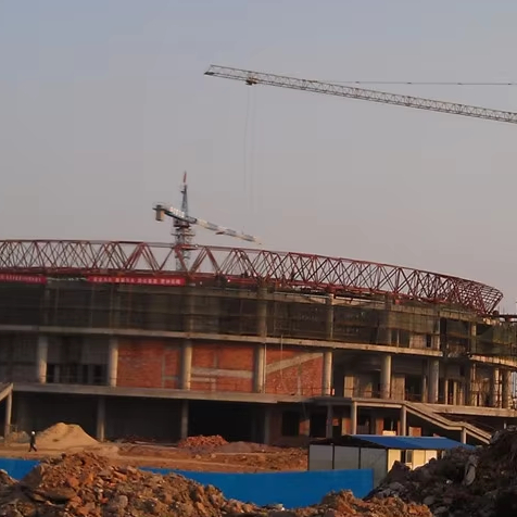 Modern Design ASTM Standard Gymnasium Light Galvanized Steel Pipe Roof Truss Structure with Welding &amp; Bending Services