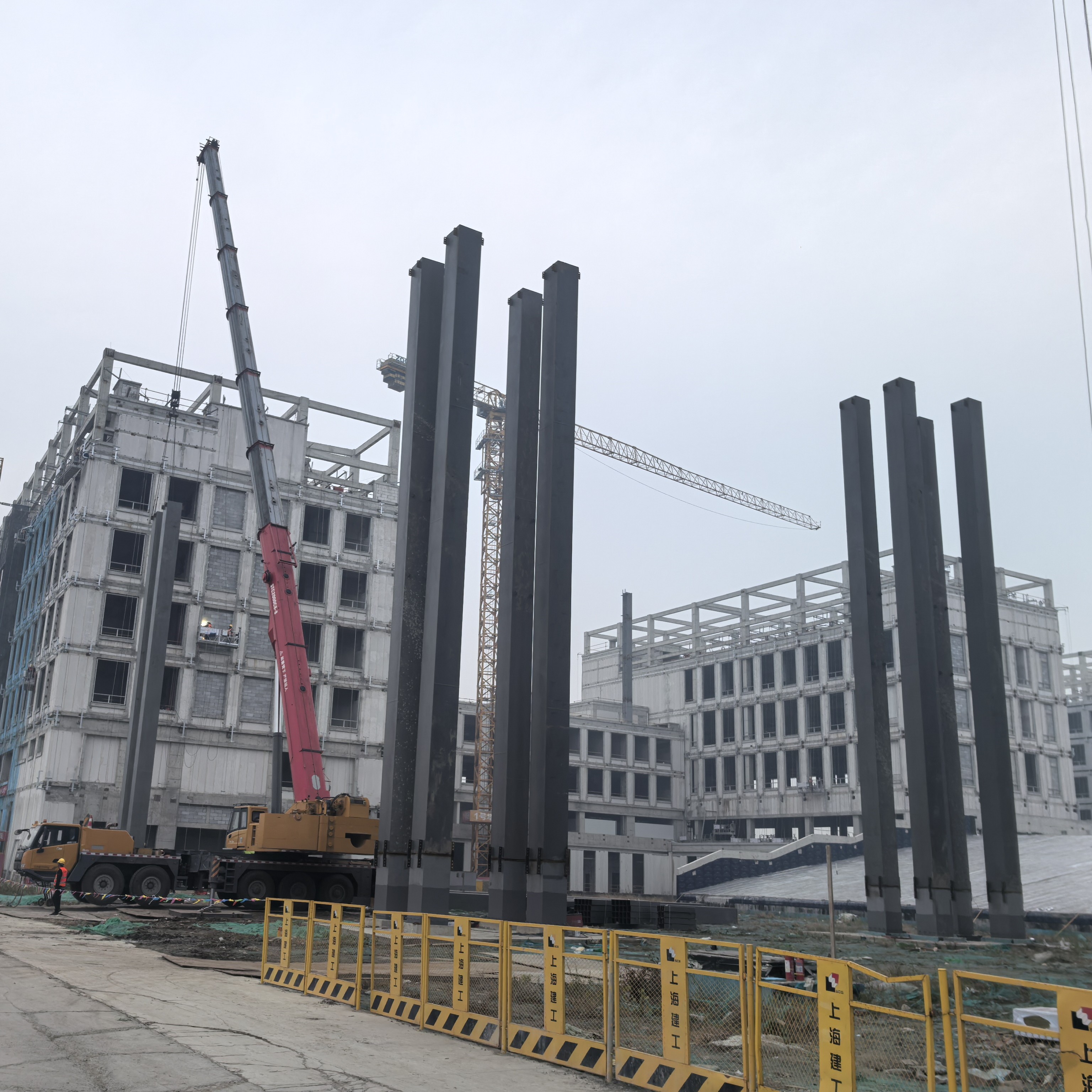 Prefabricated High Rise Steel Structure Residential Apartment Buildings Steel Structure Frame Office Warehouse Workshop
