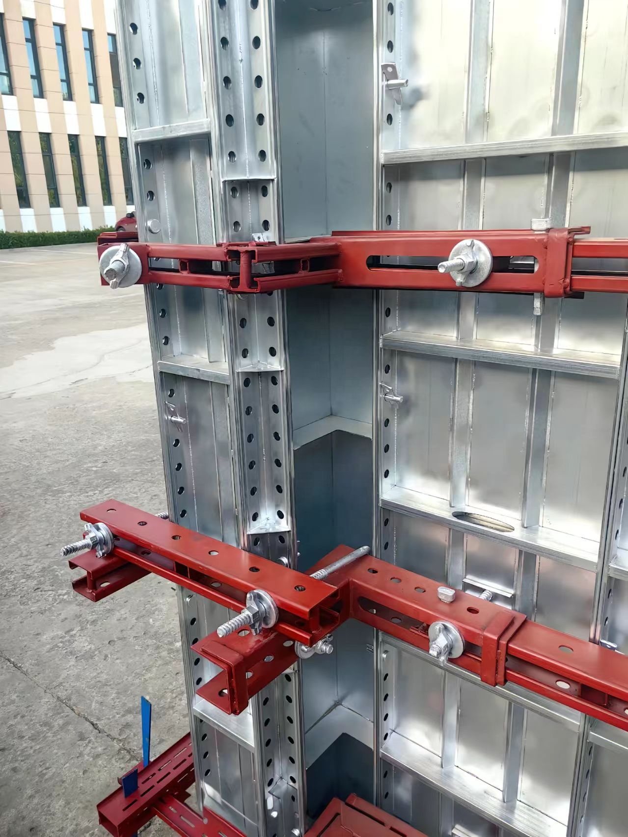 High-Quality Steel Formwork Construction Materials For Columns Walls And Beams