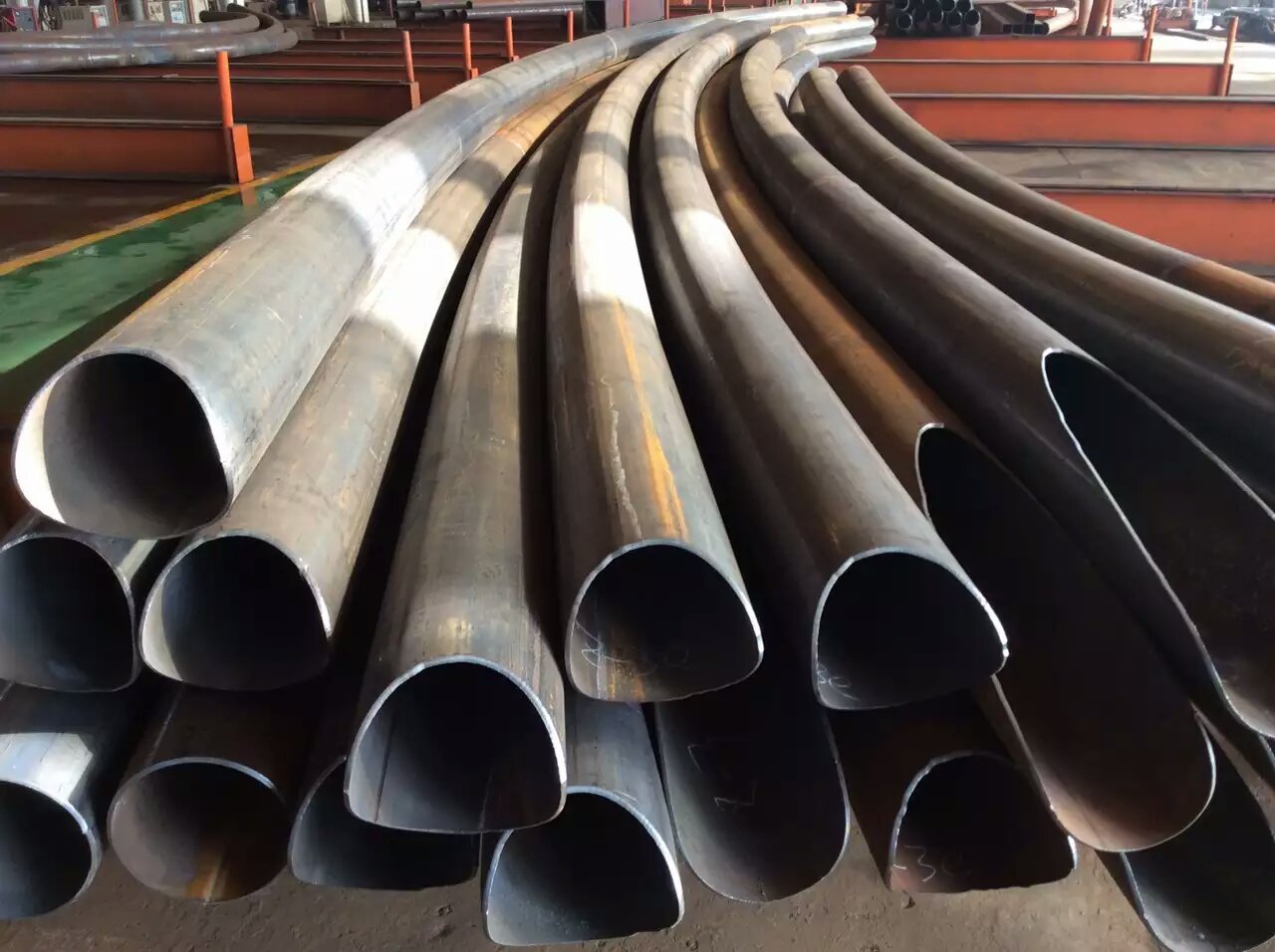 Elegant Steel Pipe Truss for Big-Span Spatial Structure for Venues Gymnasium Stadium Versatile Use Hall Carport Mall Garage Shed