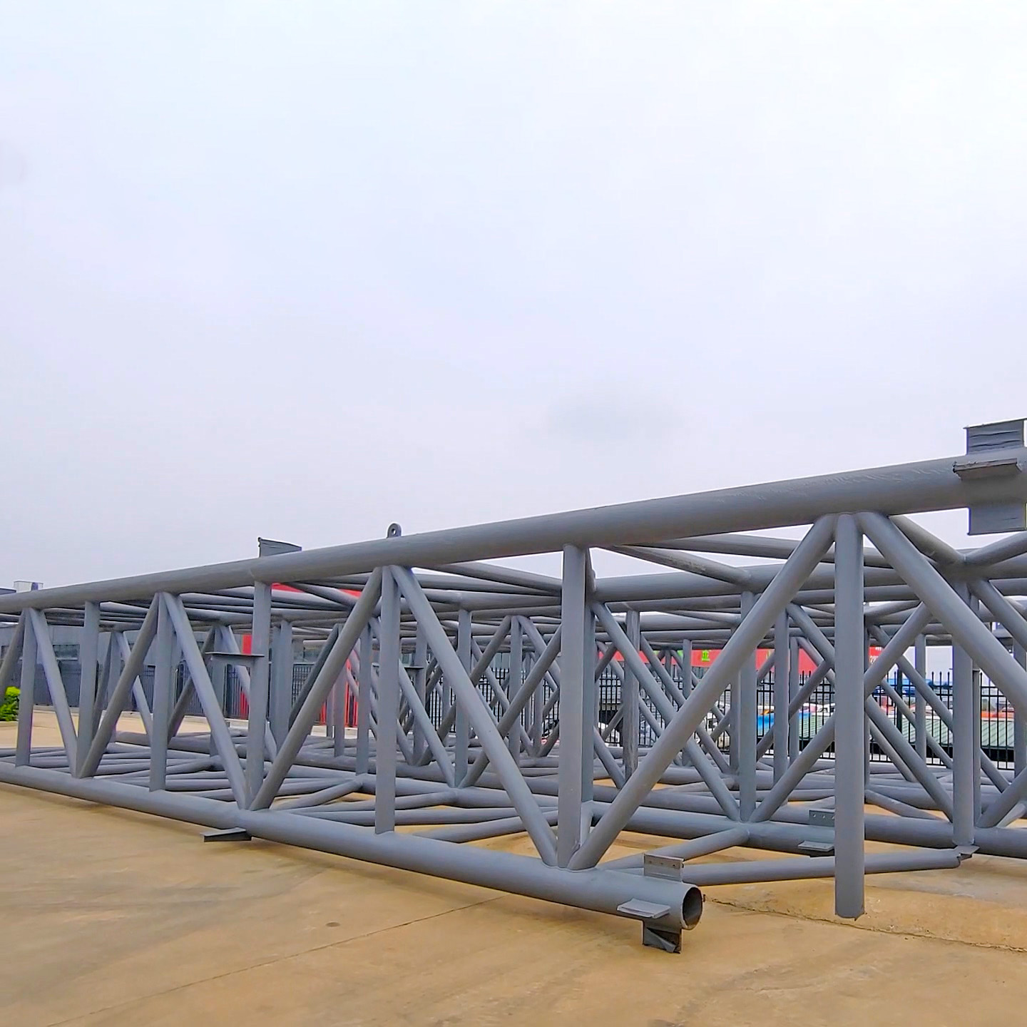 High Quality Prefabricated Steel Structure Buildings Durable Pipe Truss Grid Design for Industrial Office Building Workshop